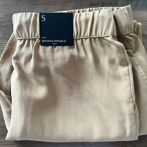 Banana Republic Cargo Women's Size S - Utility Jogger Pants in Khaki